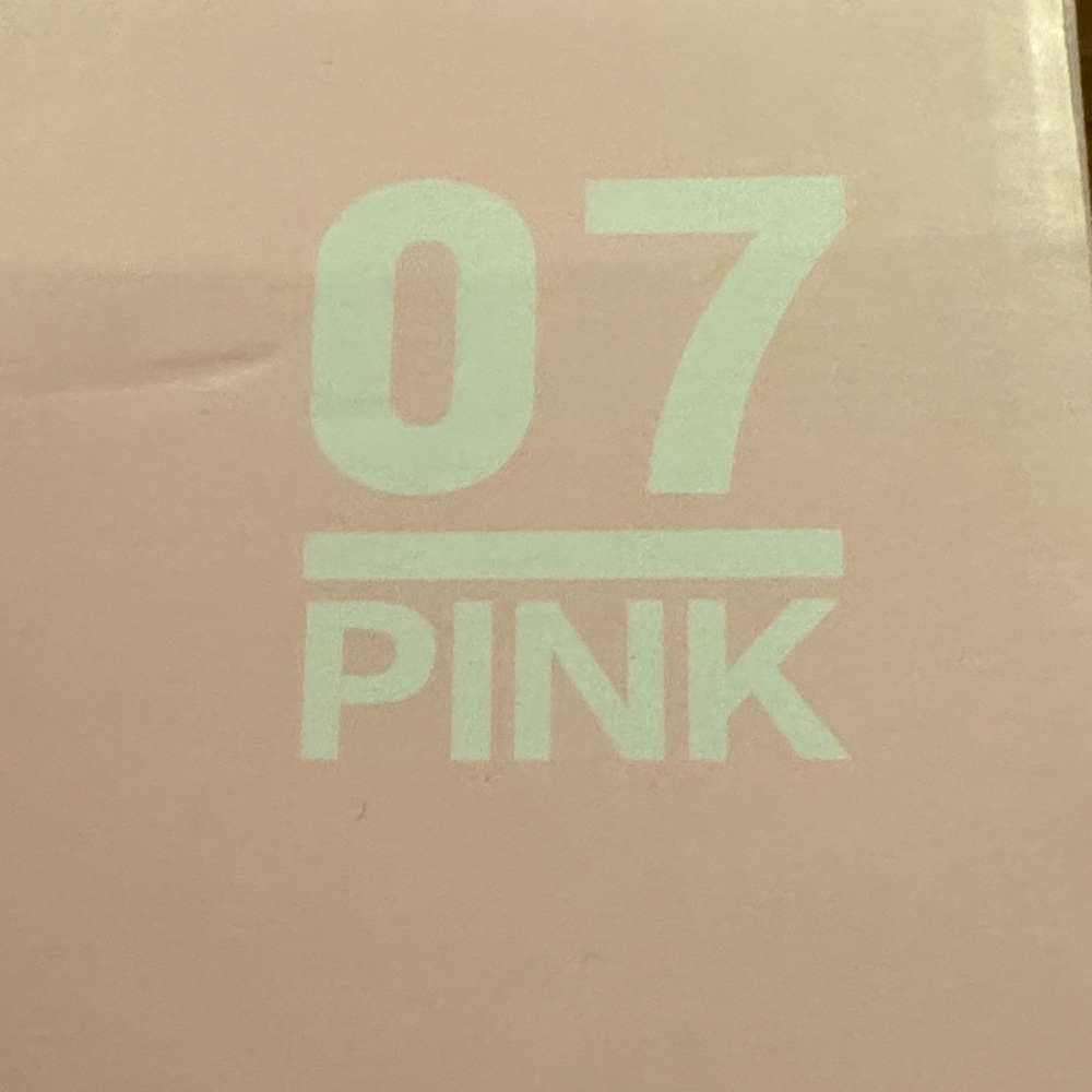 POP MART Labubu display case PINK NEW in box - Picture 2 of 4